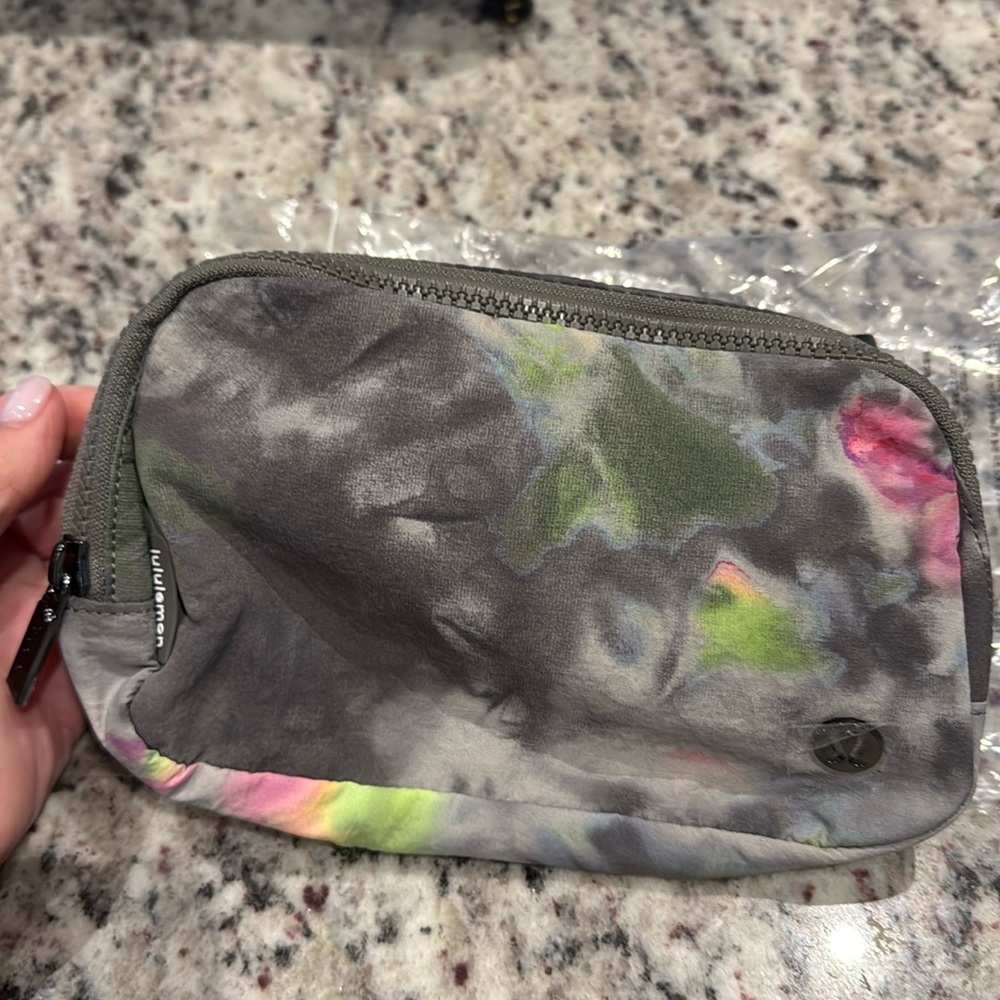 Lululemon Discontinued Everywhere Belt Bag NWT